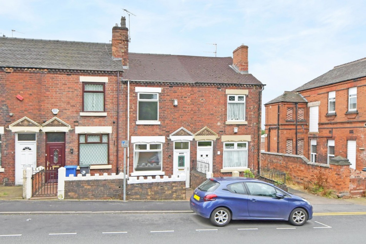 2 bedroom House for Sale Moorland Road, Burslem, Stoke-on-Trent