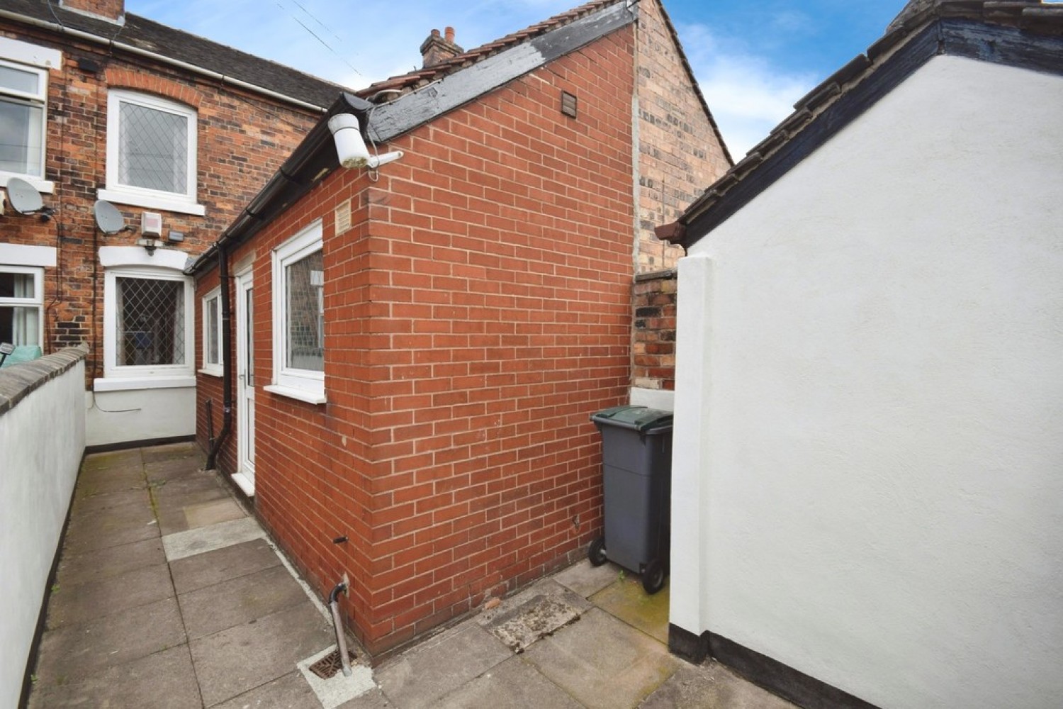 2 bedroom House for Letting Alma Street, Fenton, Stoke-On-Trent