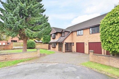 Chesham Grove, Meir Park, Stoke-on-Trent