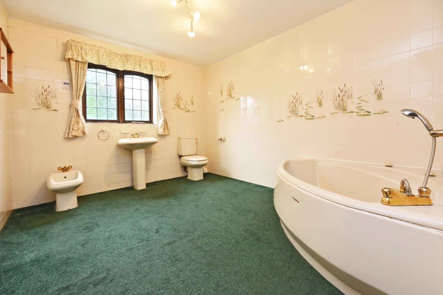 Chesham Grove, Meir Park, Stoke-on-Trent