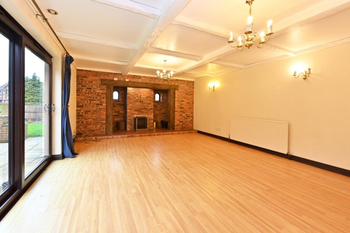 Chesham Grove, Meir Park, Stoke-on-Trent