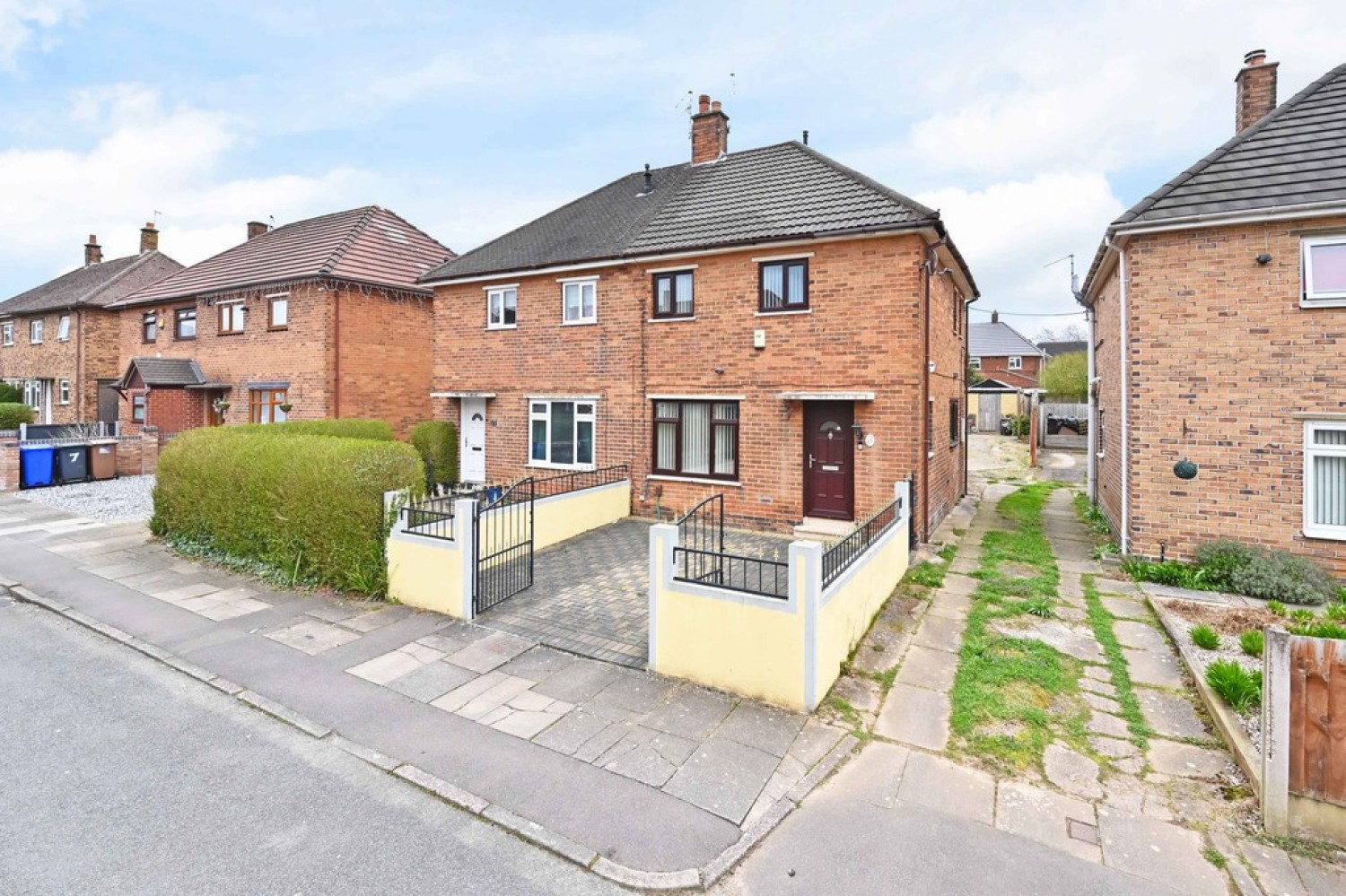 2 bedroom House for Sale Ladybank Grove, Blurton, Stoke-on-Trent
