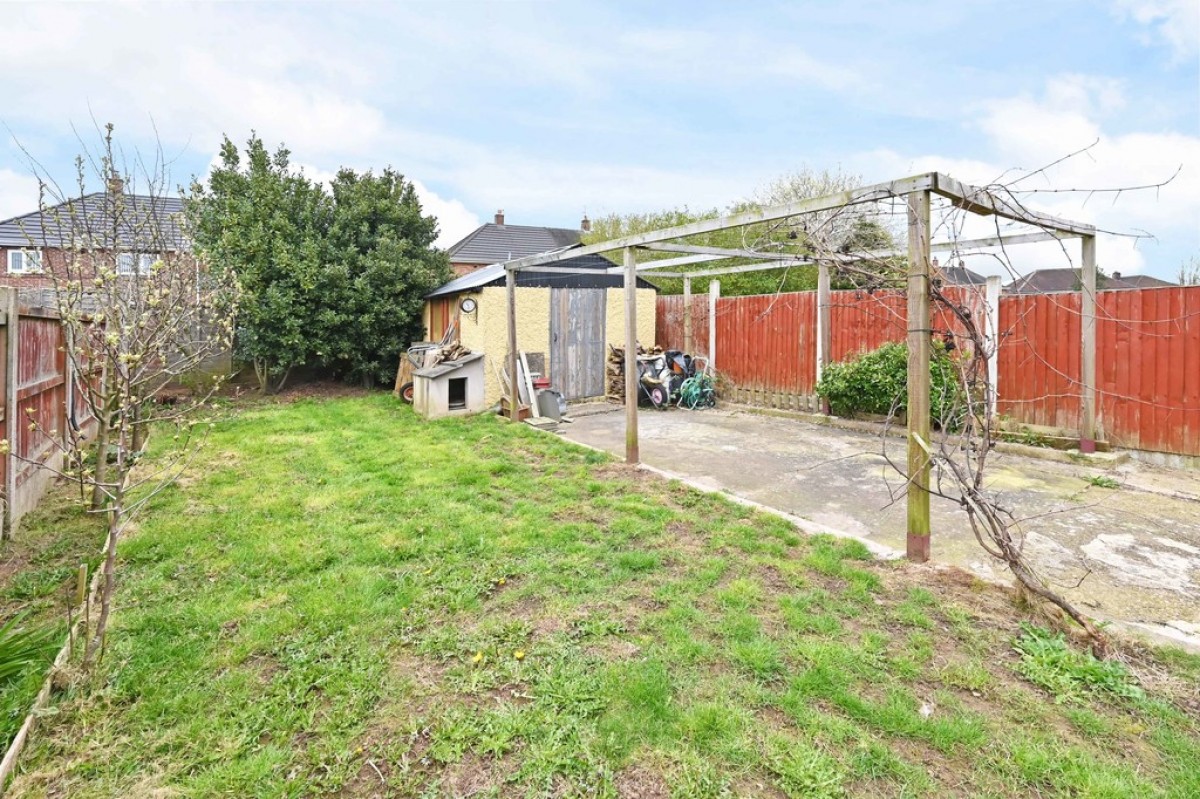 Ladybank Grove, Blurton, Stoke-on-Trent