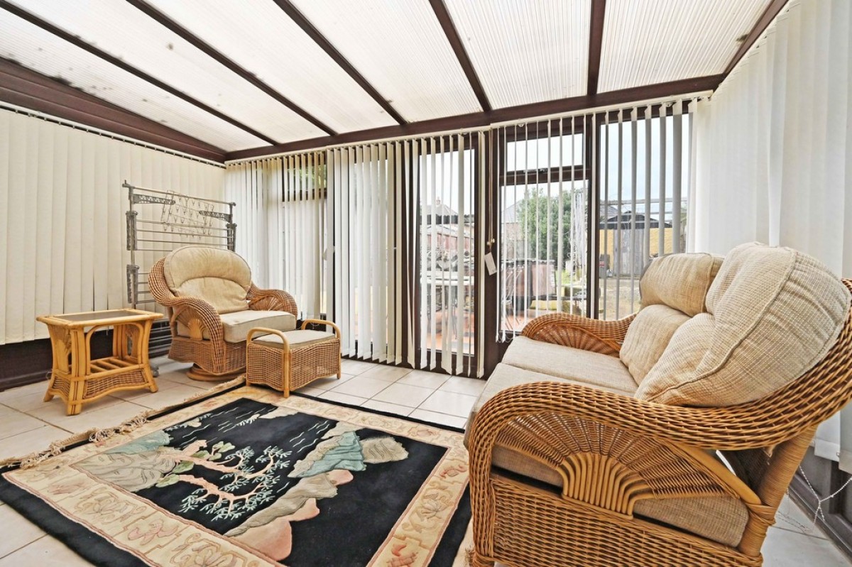 Ladybank Grove, Blurton, Stoke-on-Trent