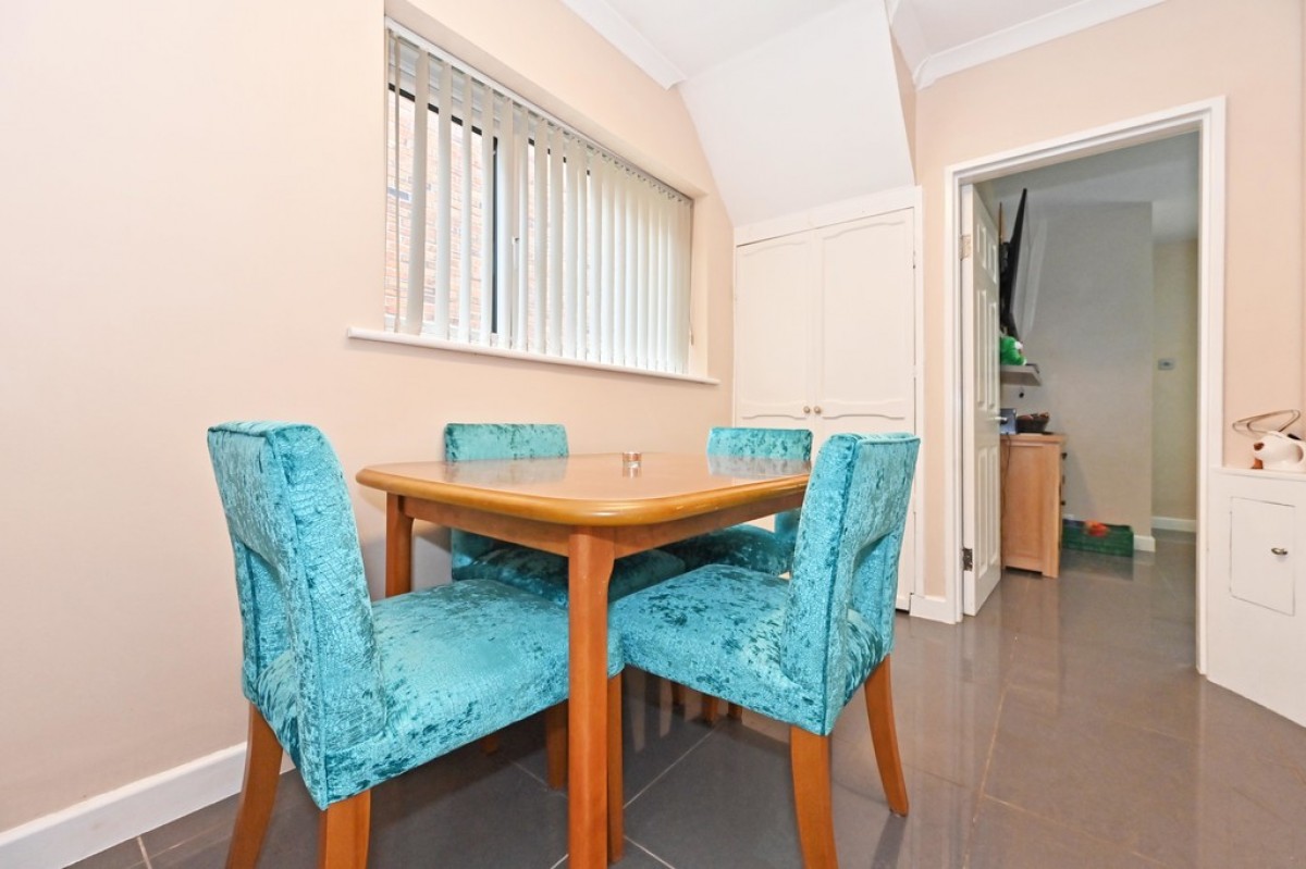 Ladybank Grove, Blurton, Stoke-on-Trent