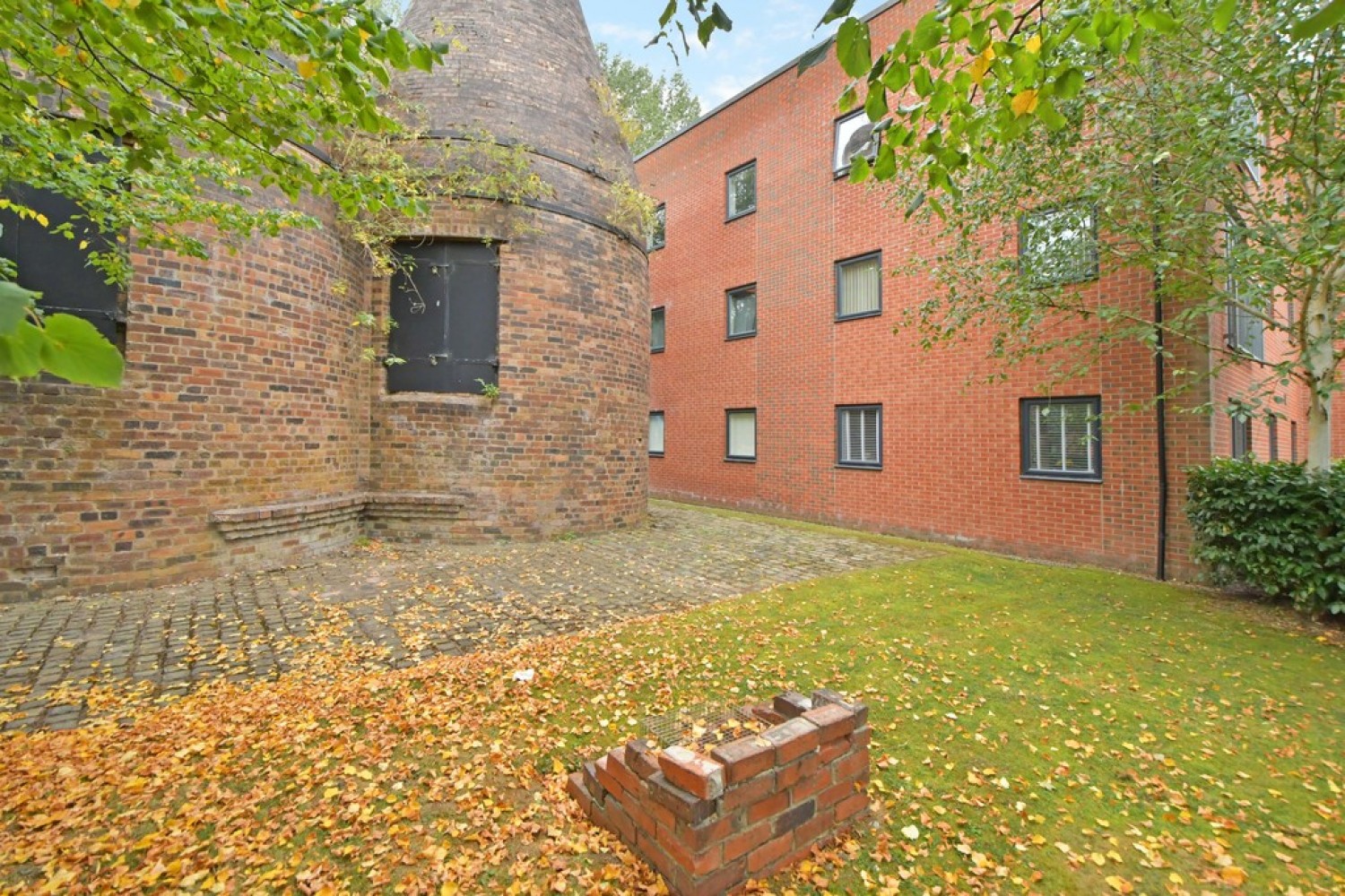 Tattershall Court, Etruria, Stoke On Trent