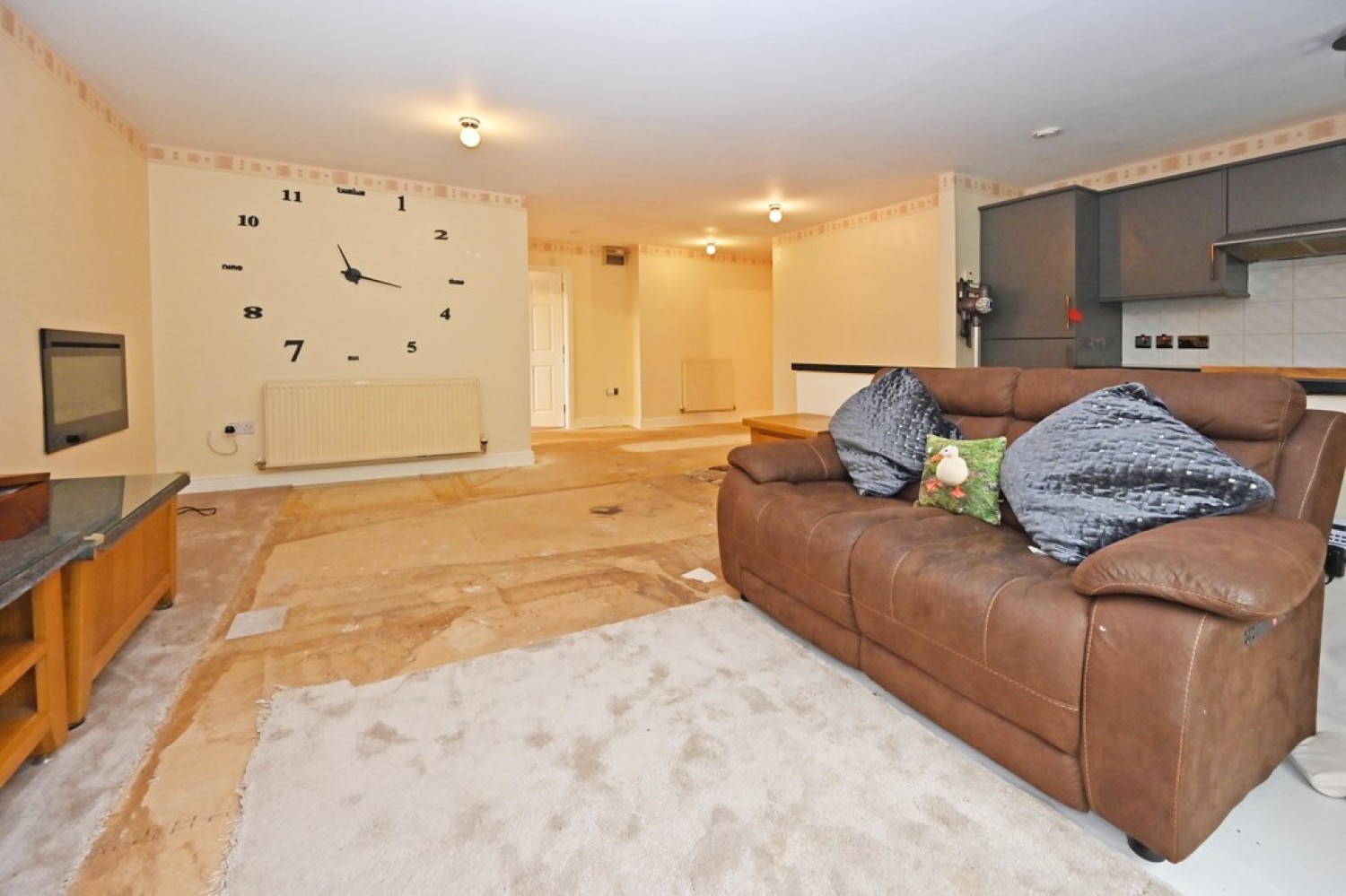 2 bedroom Flat for Auction Sunny Bank, Middleport, Stoke-on-Trent