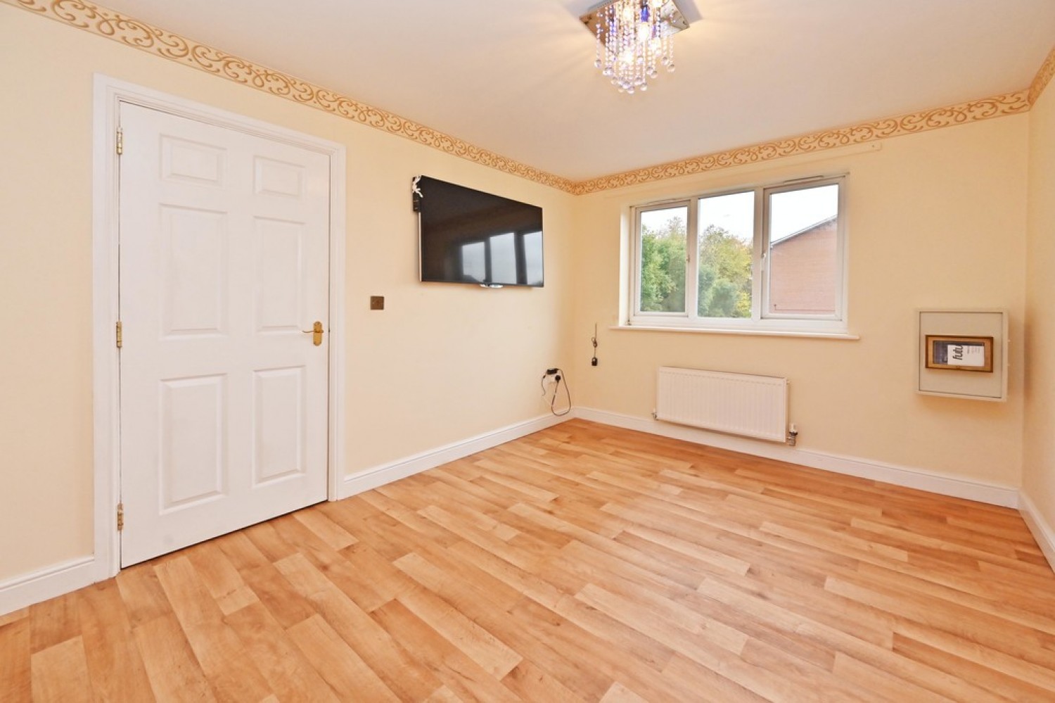 2 bedroom Flat for Auction Sunny Bank, Middleport, Stoke-on-Trent