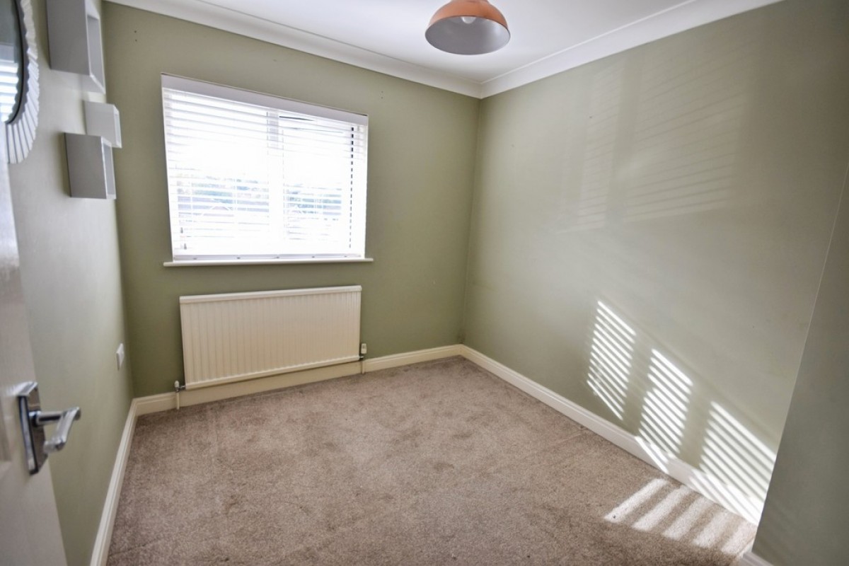 Langland Drive, Blurton