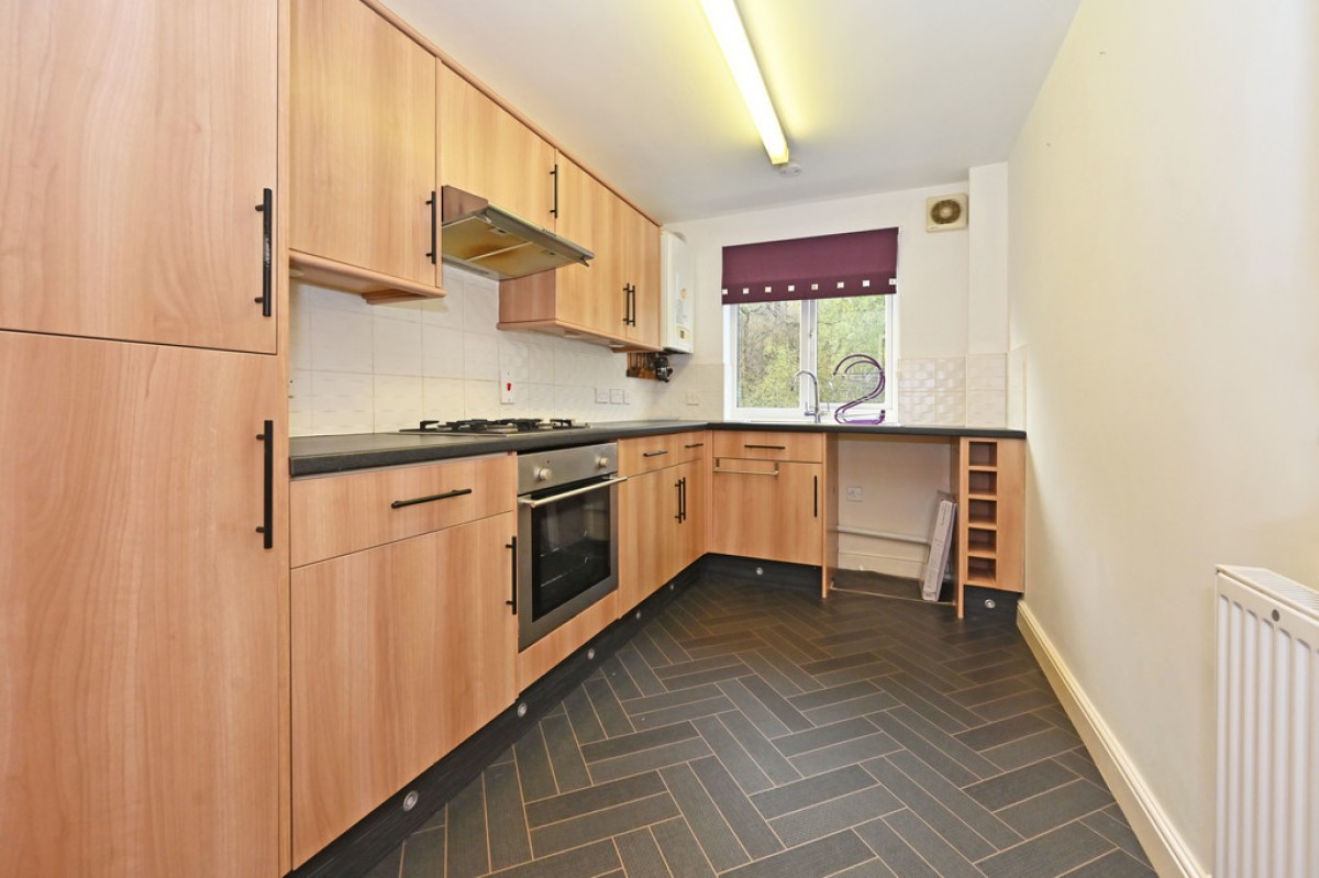 Tudor Court, Sunny Bank, Middleport