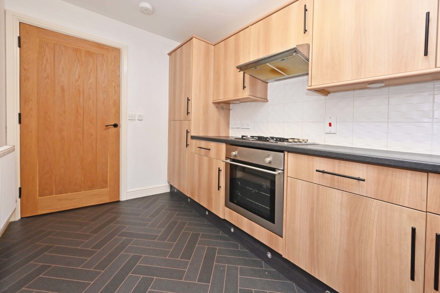 Tudor Court, Sunny Bank, Middleport