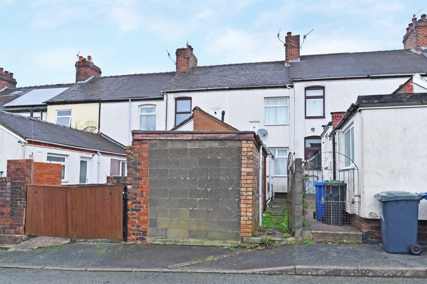 2 bedroom House for Sale Nash Peake Street, Tunstall, Stoke-on-Trent