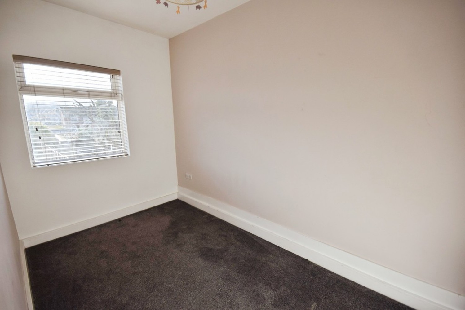 2 bedroom House in Ainsworth Street, Fenton, Stoke-on-Trent