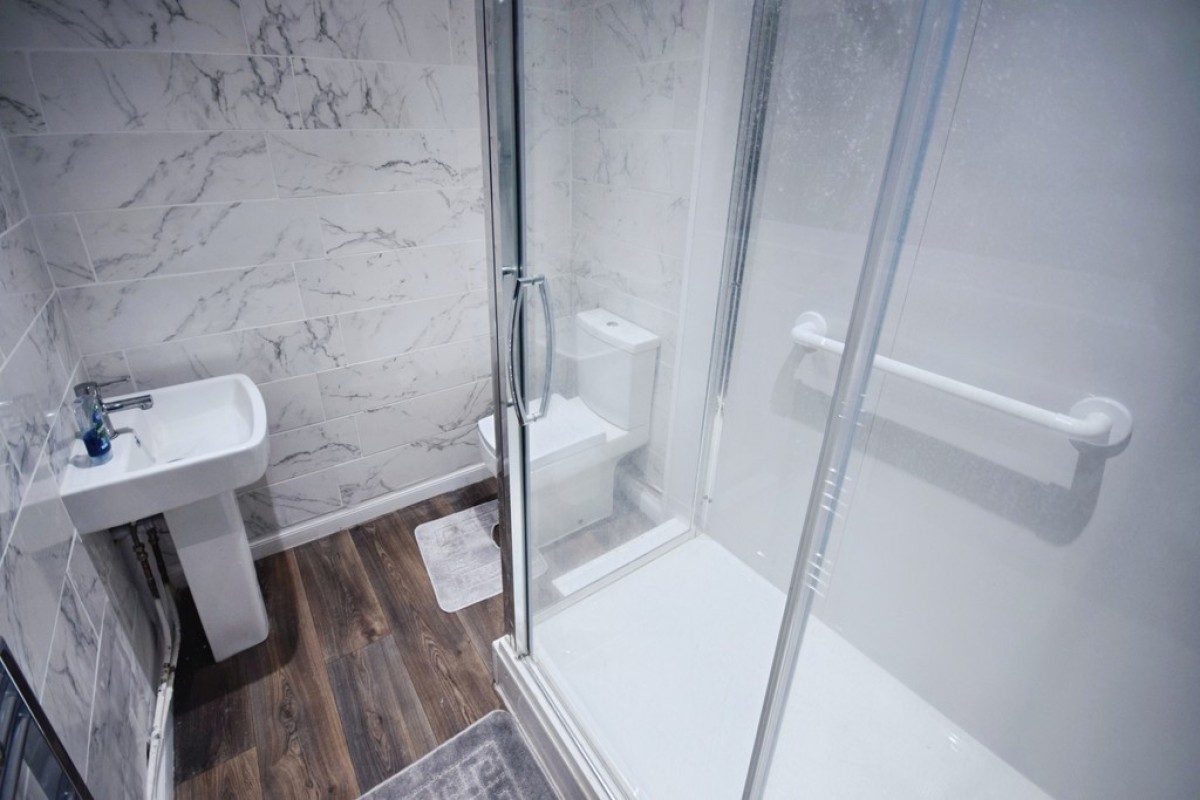 London Road, Chesterton