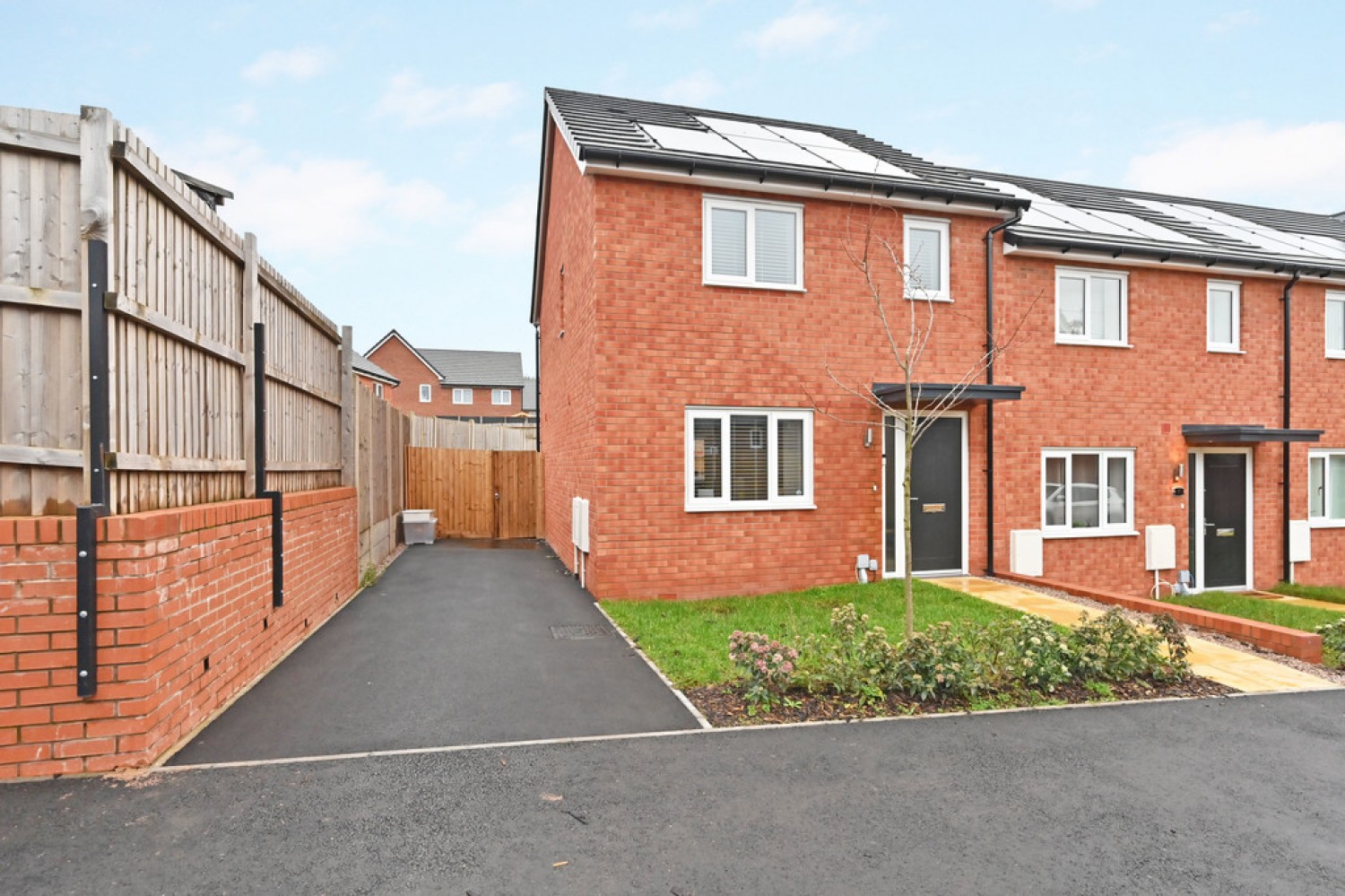 2 bedroom House for Sale George White Close, Burslem, Stoke-on-Trent