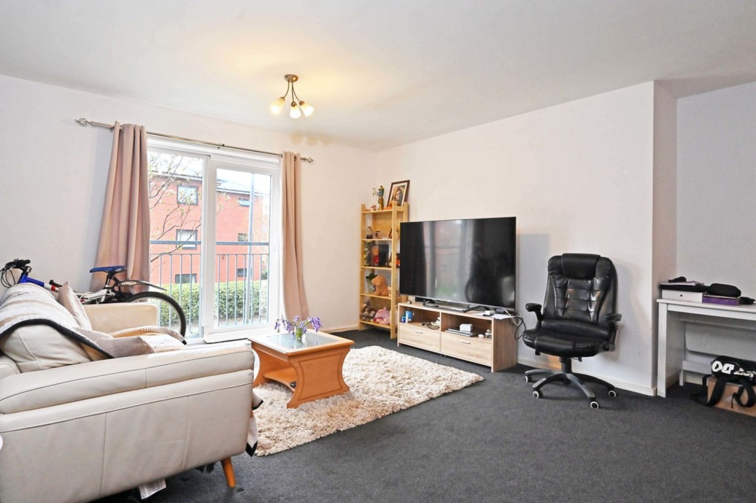 2 bedroom Flat for Sale Penstock Drive, Etruria, Stoke-on-Trent