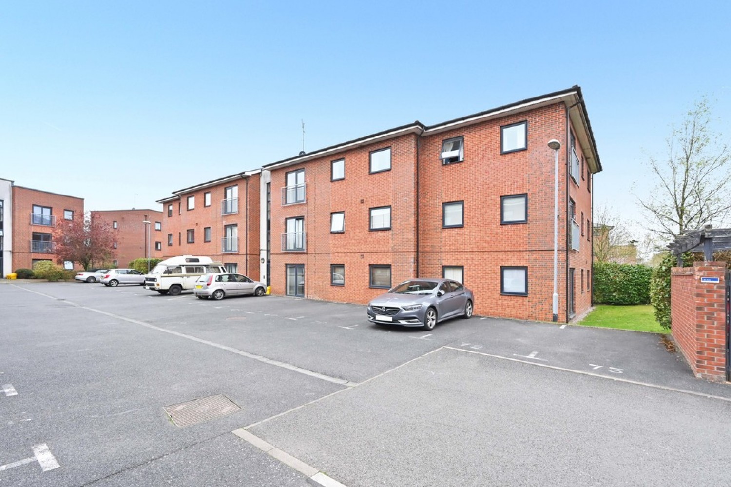 2 bedroom Flat for Sale Penstock Drive, Etruria, Stoke-on-Trent