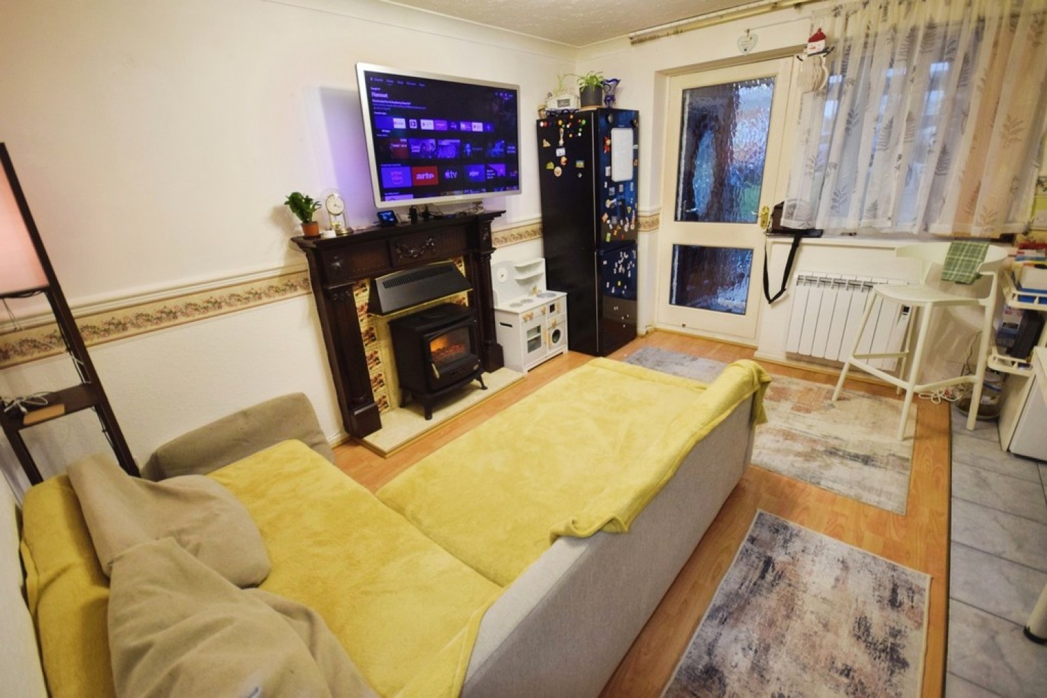 1 bedroom Flat for Letting Heathside Lane, Goldenhill