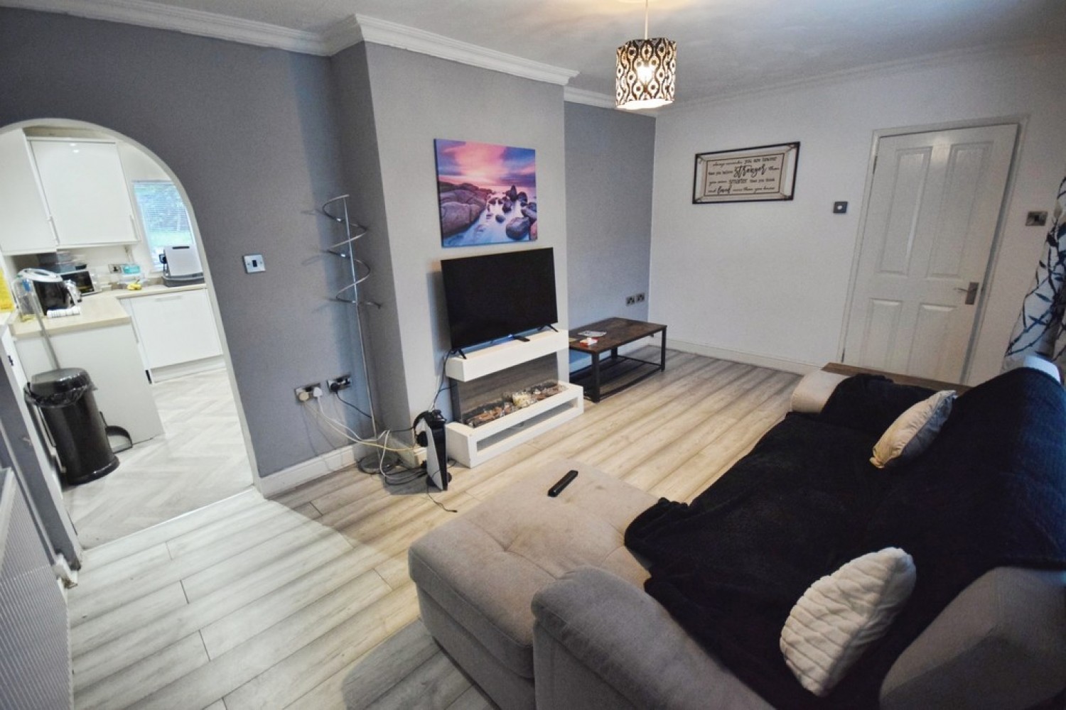 3 bedroom House for Letting Carling Grove, Fenton