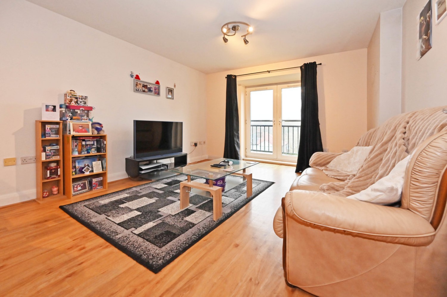 1 bedroom Flat for Sale Poplar Drive, Blurton, Stoke-on-Trent