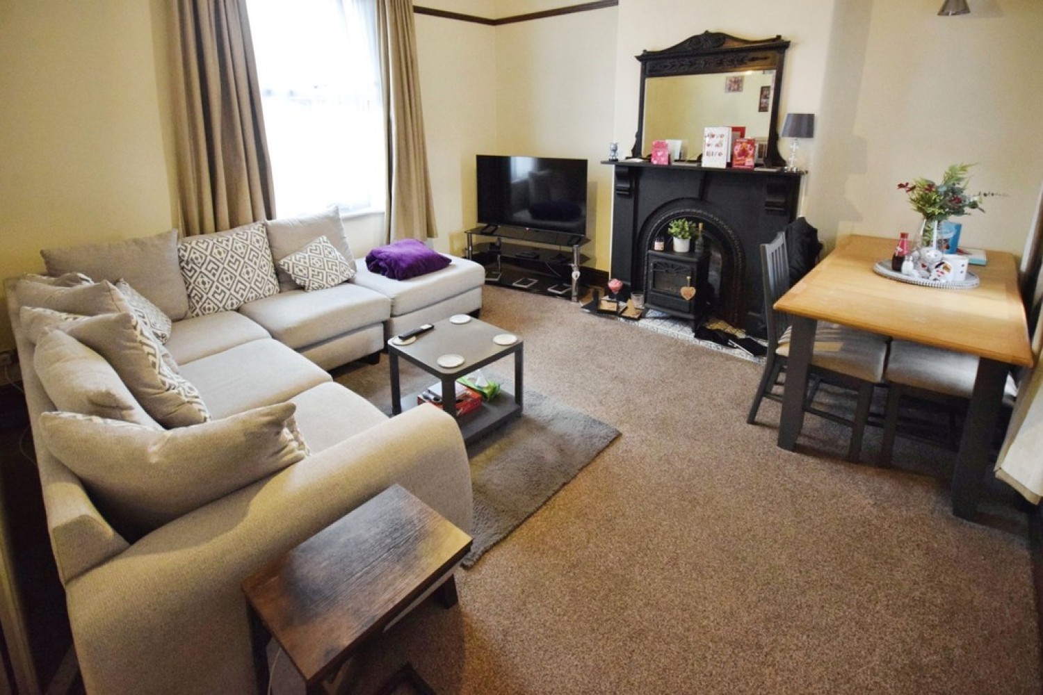 1 bedroom Flat for Letting Haydon Street, Basford