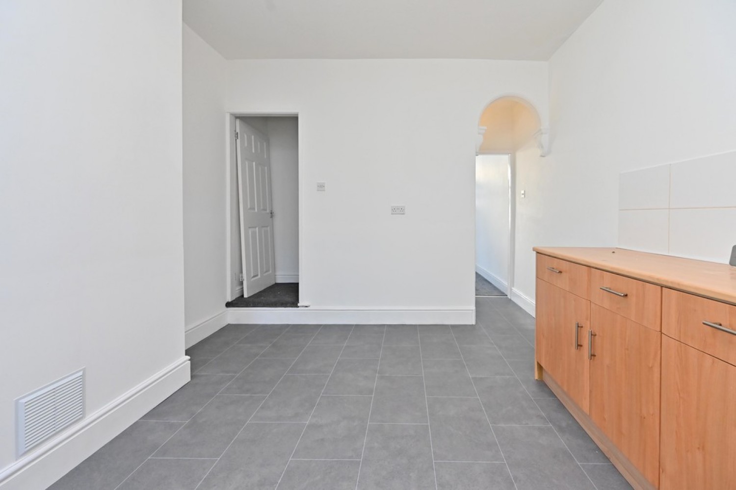 2 bedroom House for Sale King William Street, Tunstall , Stoke-on-Trent