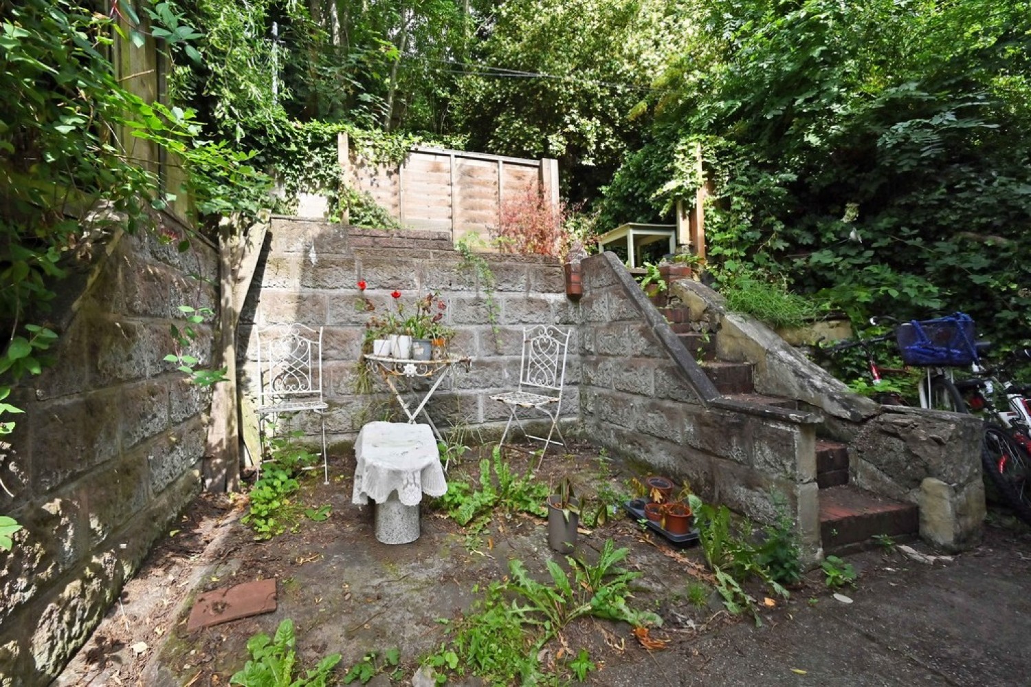 2 bedroom House for Sale Leek Road, Stoke-on-Trent