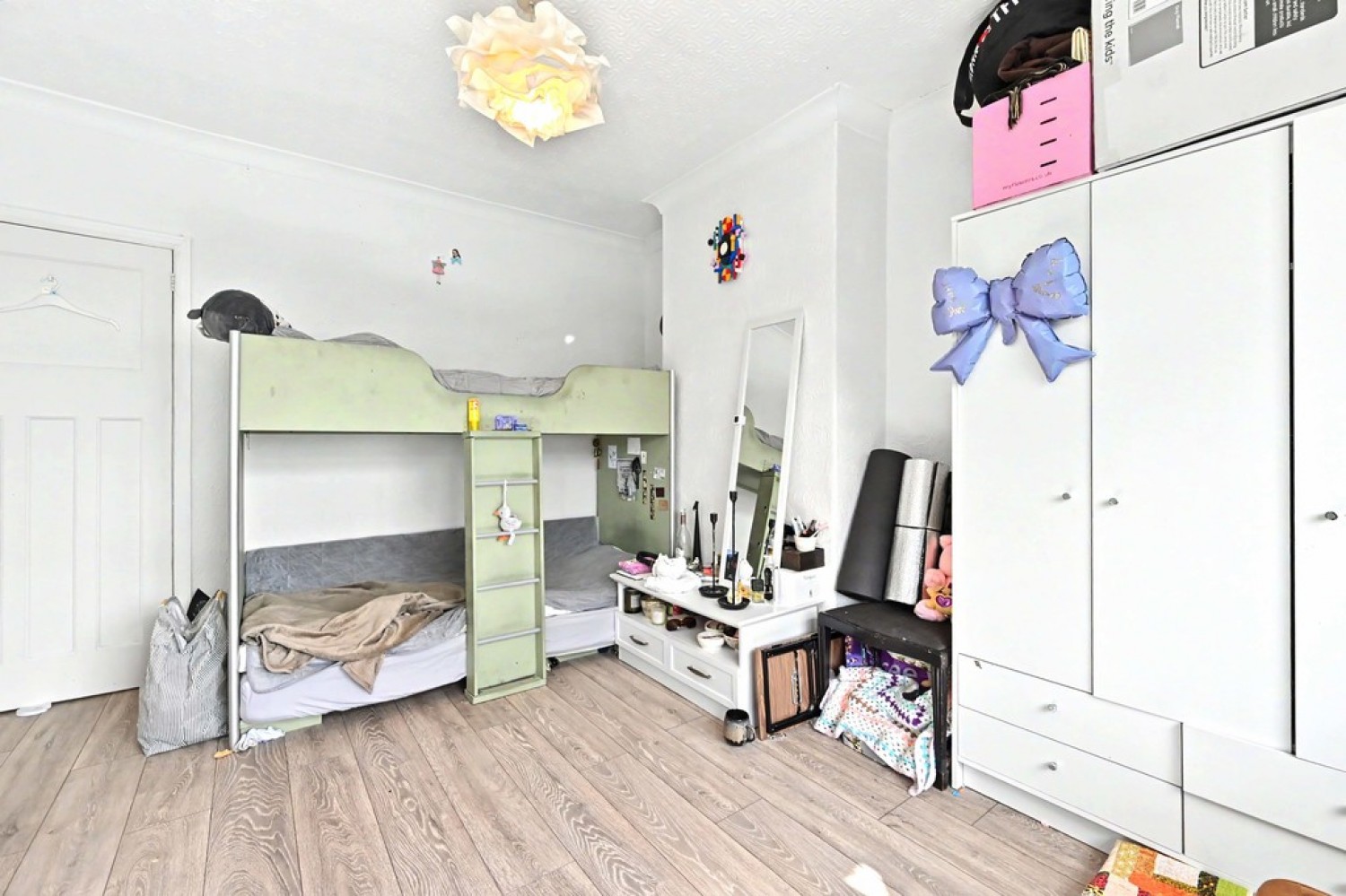 2 bedroom House for Sale Leek Road, Stoke-on-Trent