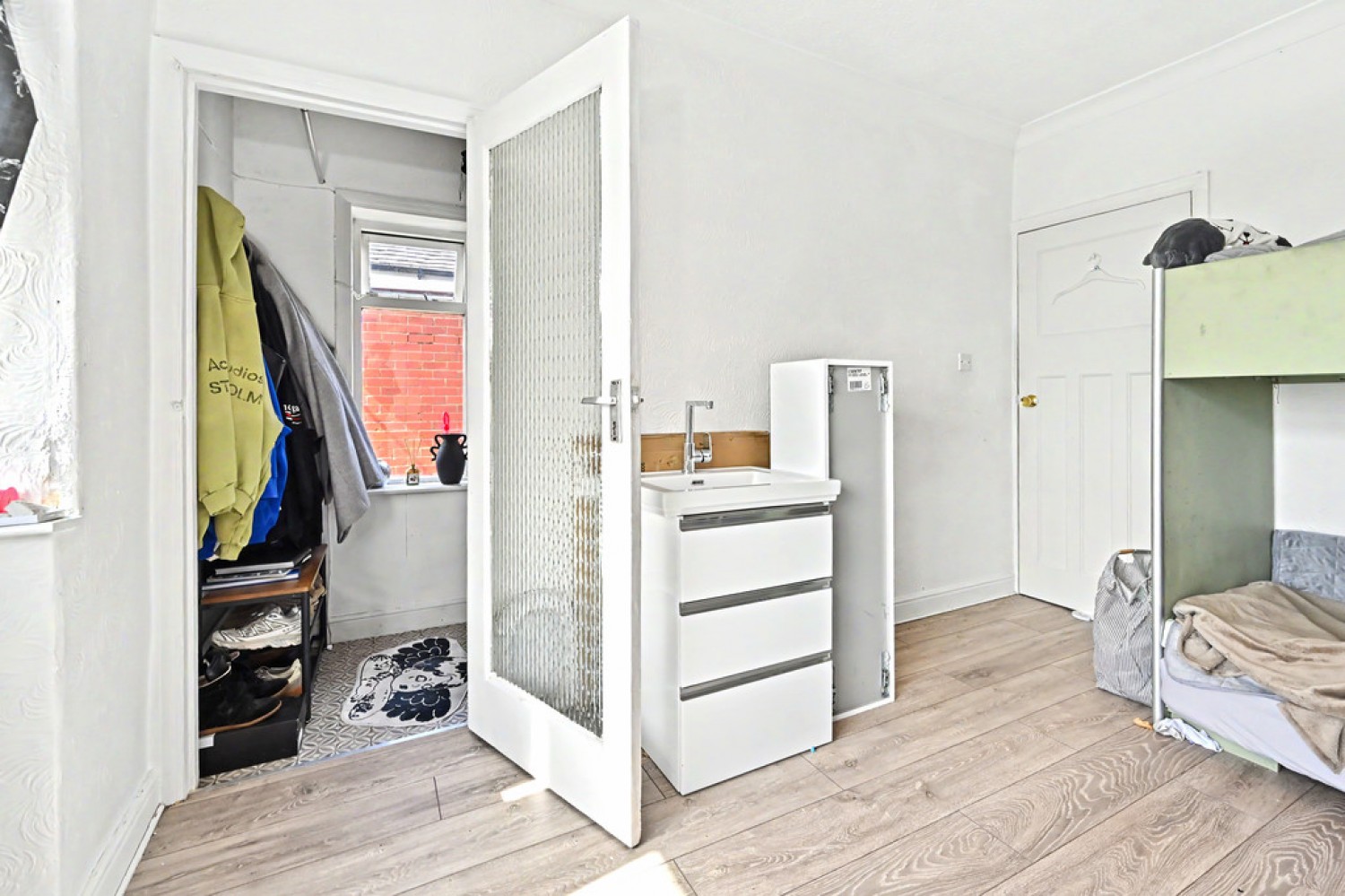 2 bedroom House for Sale Leek Road, Stoke-on-Trent