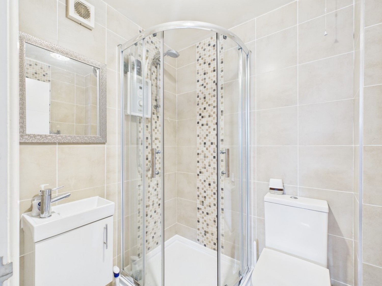 4 bedroom House for Sale Tansey Close, Bucknall, Stoke-on-Trent