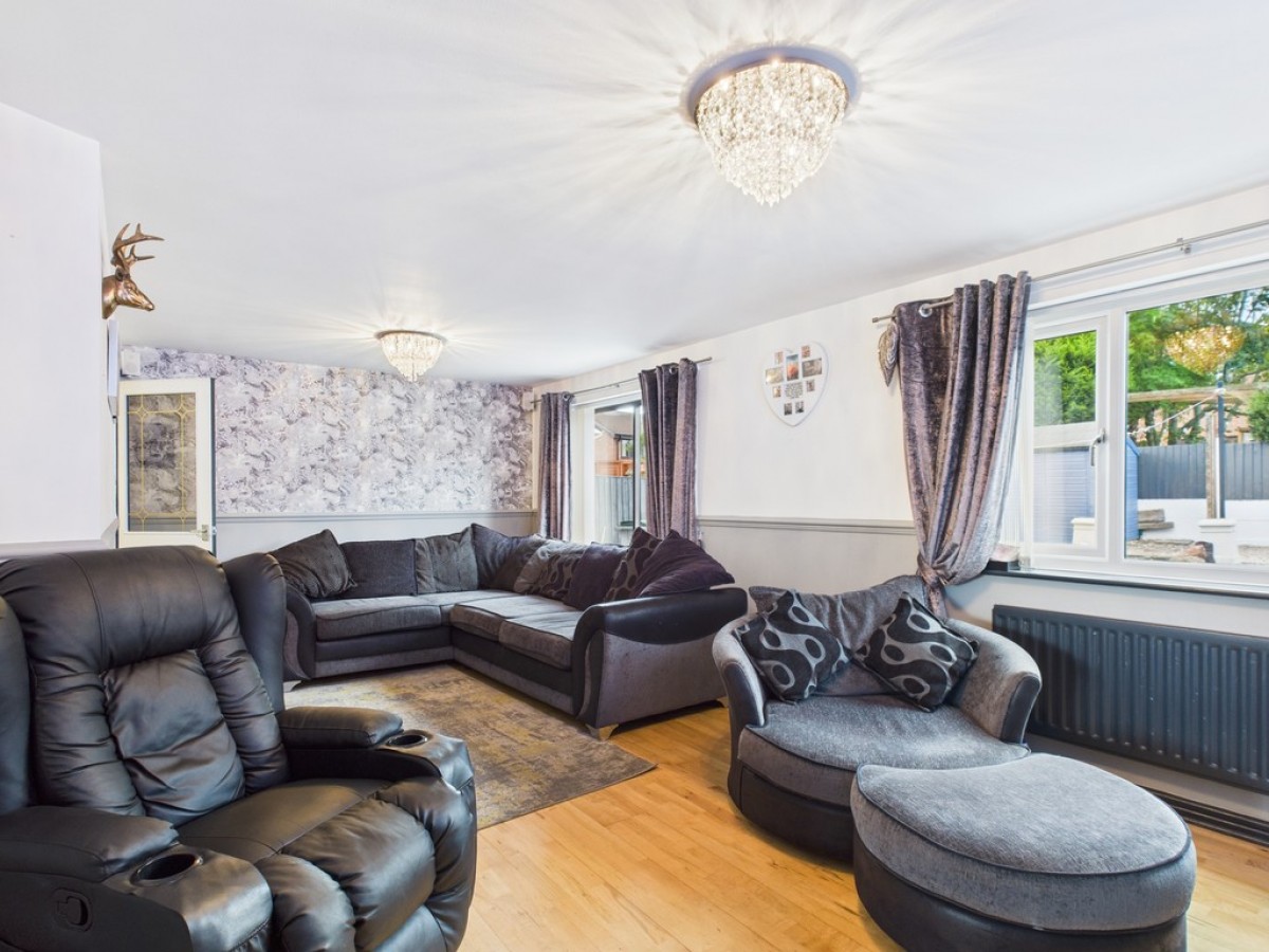 Tansey Close, Bucknall, Stoke-on-Trent