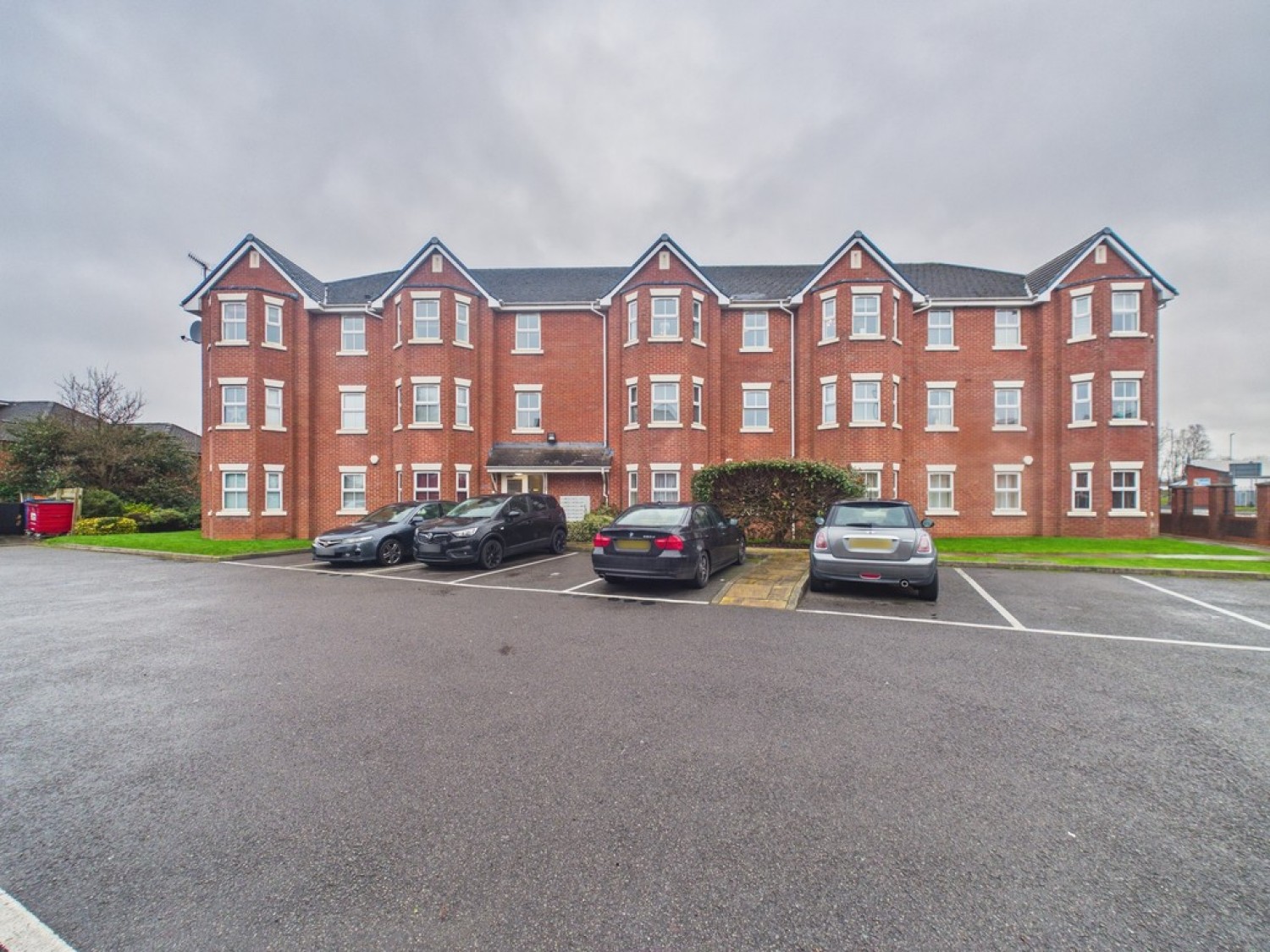 2 bedroom Flat for Sale Humbert Road, Etruria, Stoke-on-Trent