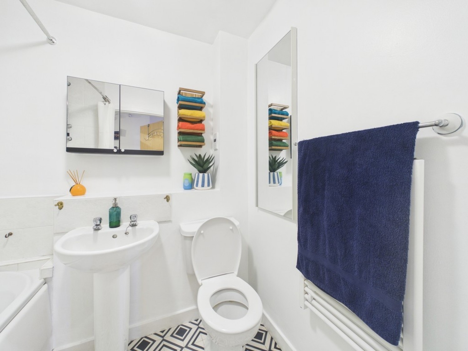 2 bedroom Flat for Sale Humbert Road, Etruria, Stoke-on-Trent