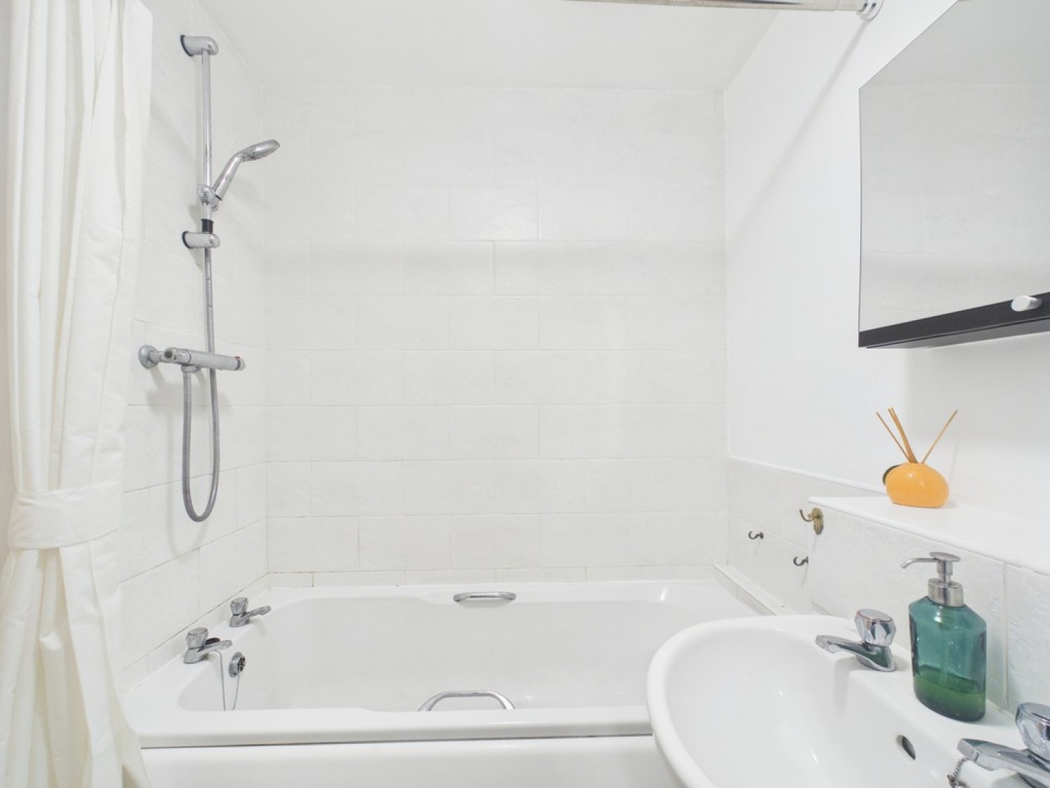 2 bedroom Flat for Sale Humbert Road, Etruria, Stoke-on-Trent