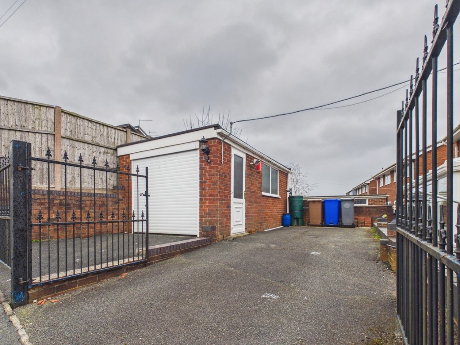 2 bedroom House for Sale Orpheus Grove, BIrches Head, Stoke-on-Trent