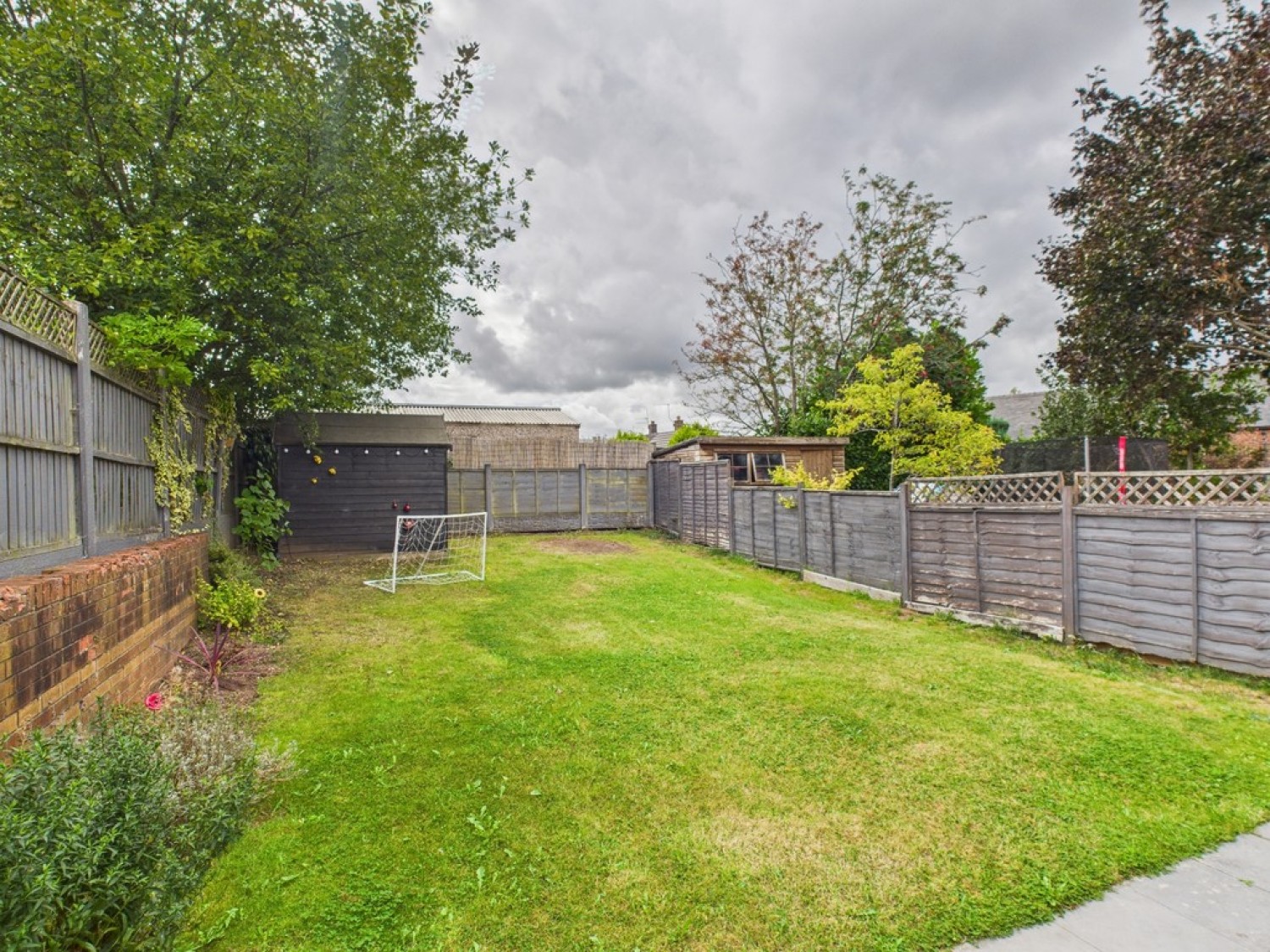 2 bedroom House for Sale Mill View, Ball Green, Stoke-on-Trent