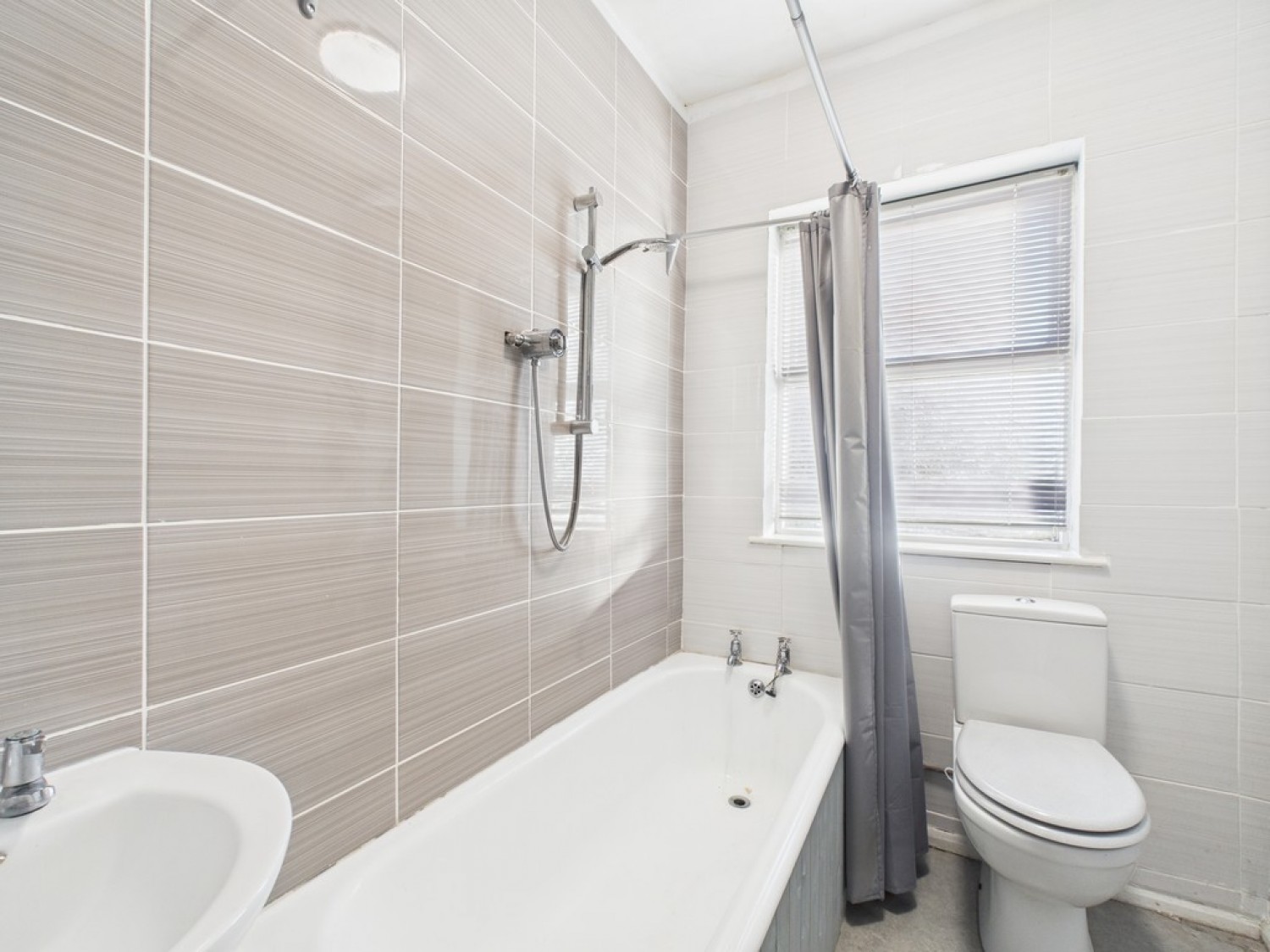 2 bedroom House for Sale Hassell Street, Newcastle - Under - Lyme