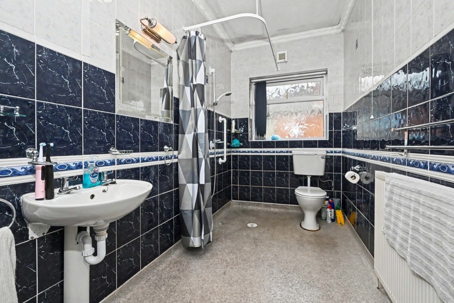 2 bedroom Bungalow for Sale Malcolm Close, Baddeley Green, Stoke-on-Trent