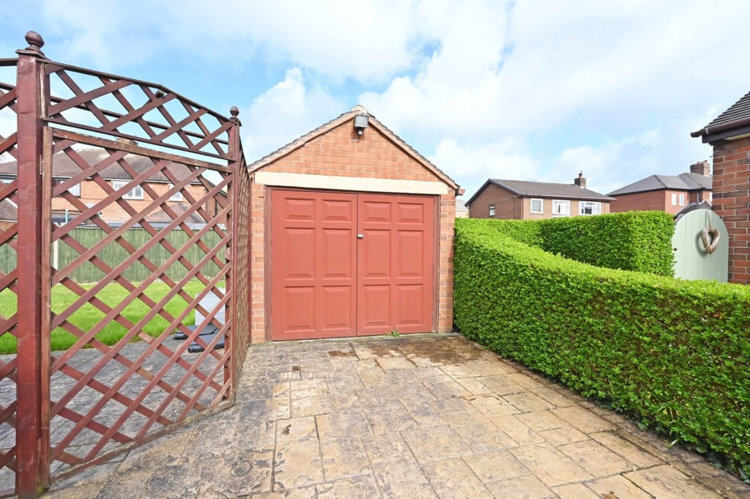 2 bedroom Bungalow for Sale Malcolm Close, Baddeley Green, Stoke-on-Trent