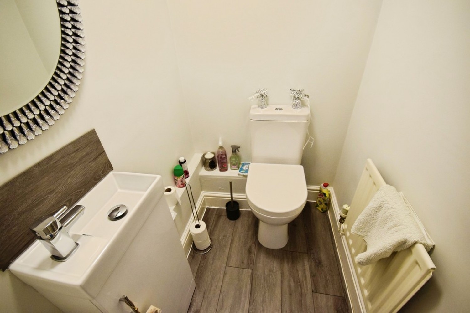 3 bedroom House for Letting Beaumont Court, The Bridle Path