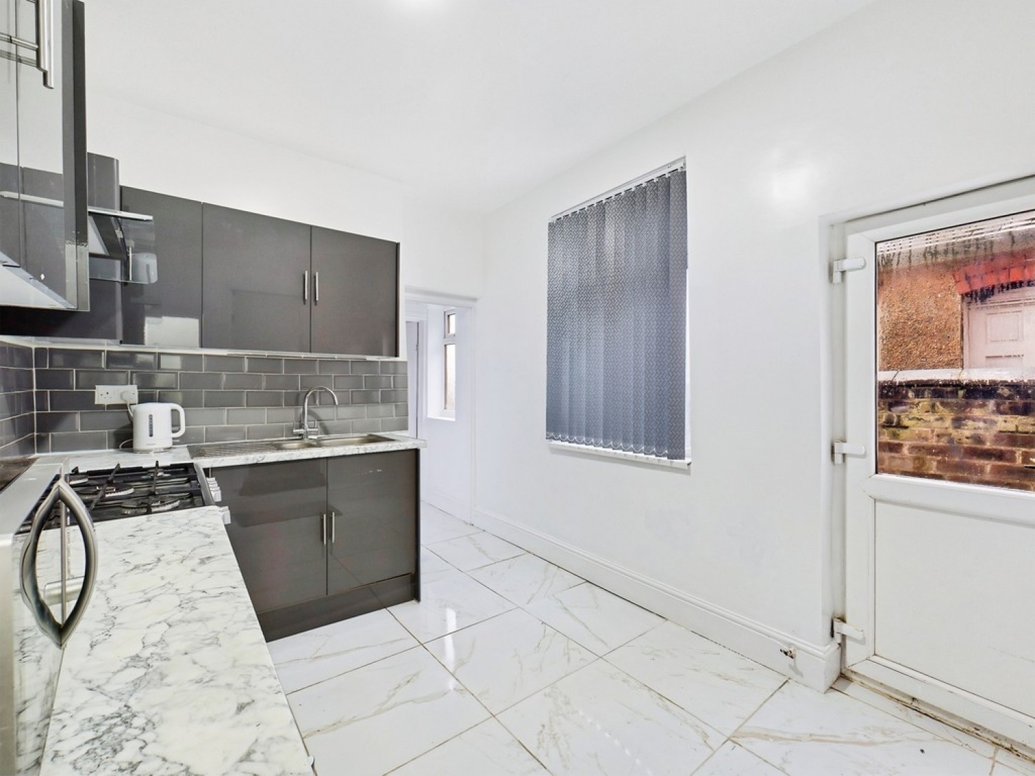 5 bedroom House for Sale Burslem, Stoke-on-Tren, Staffordshire