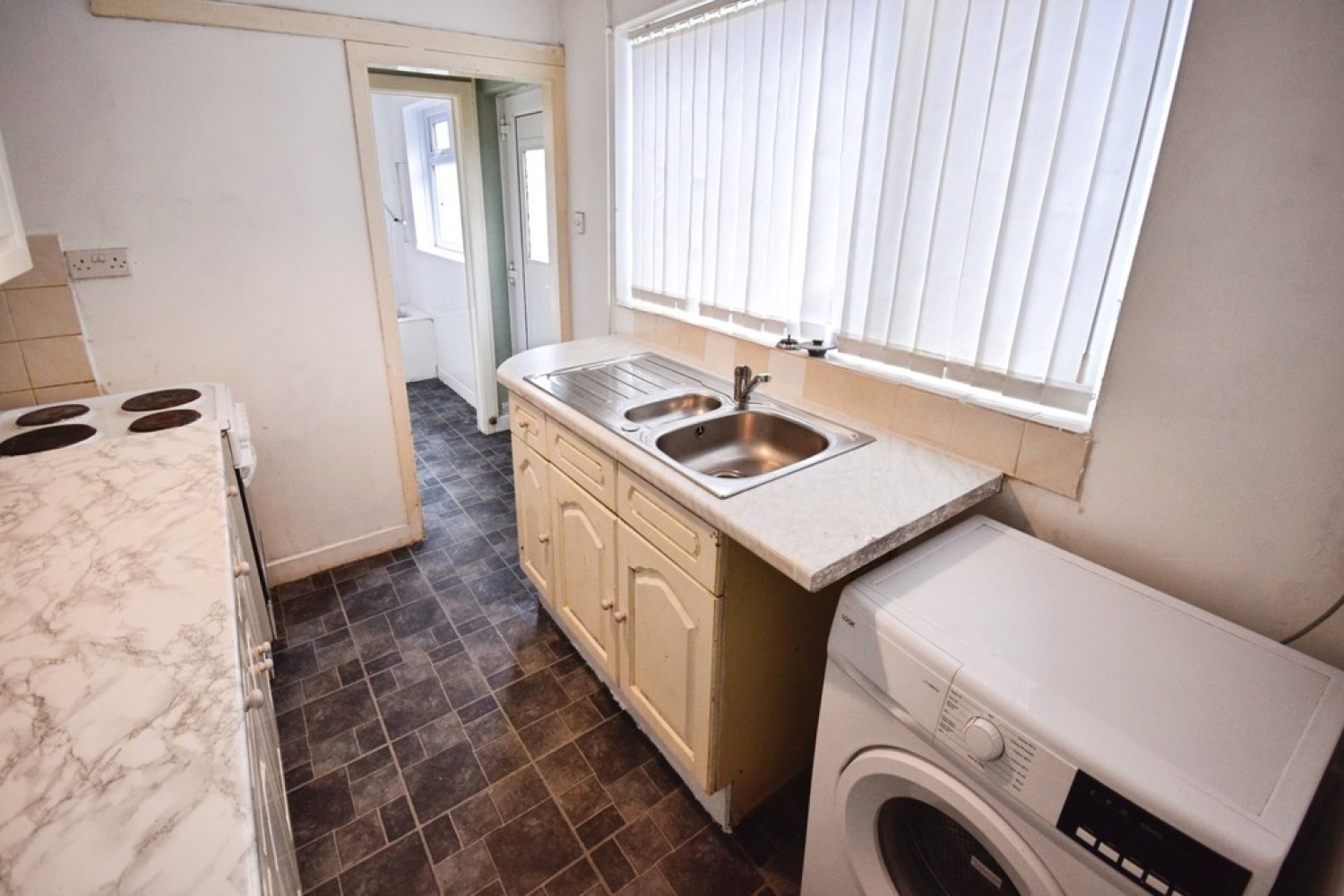 2 bedroom House for Letting Eastbourne Road, Hanley