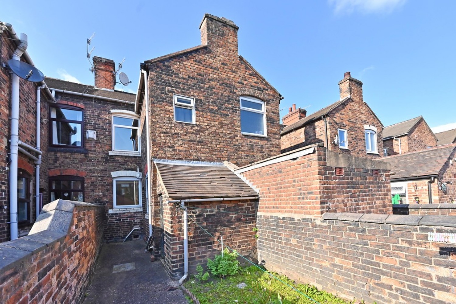 2 bedroom House for Auction Salisbury Street, Tunstall, Stoke On Trent