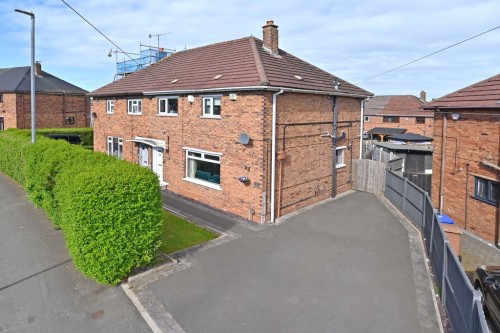 Beaconsfield Drive, Blurton, Stoke-on-trent