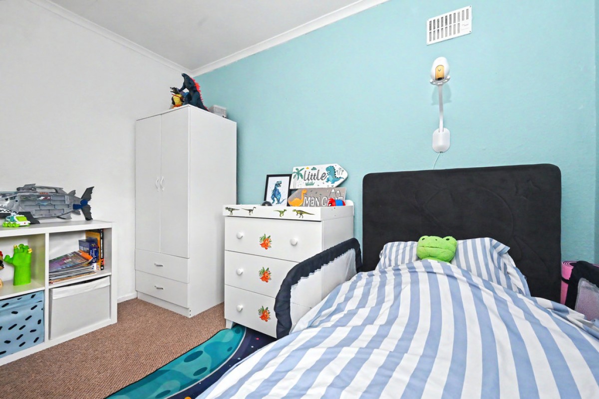 Beaconsfield Drive, Blurton, Stoke-on-trent