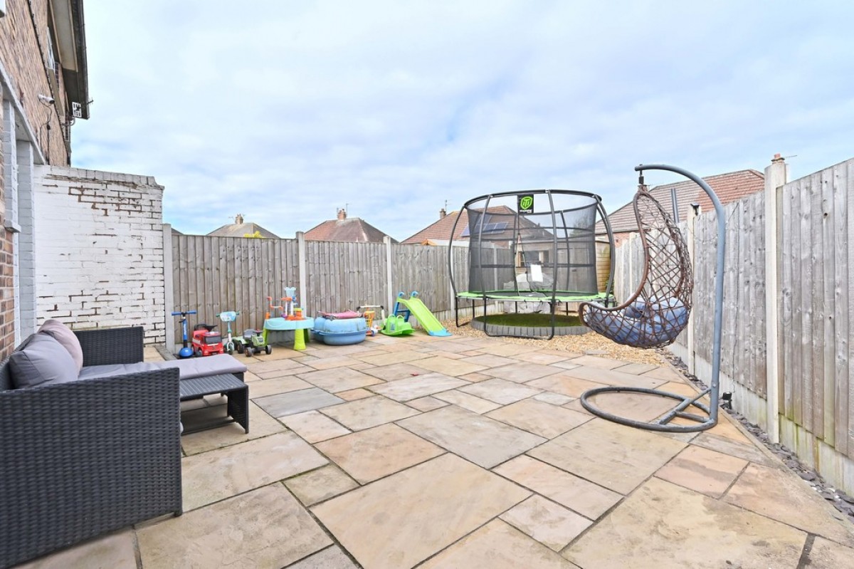 Beaconsfield Drive, Blurton, Stoke-on-trent