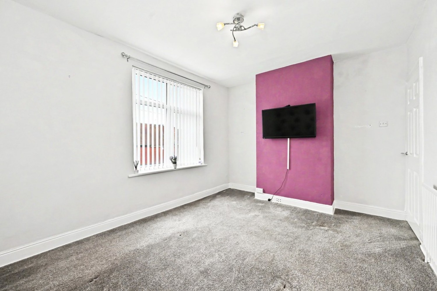 2 bedroom House for Sale Burslem, Stoke-on-Trent, Staffordshire