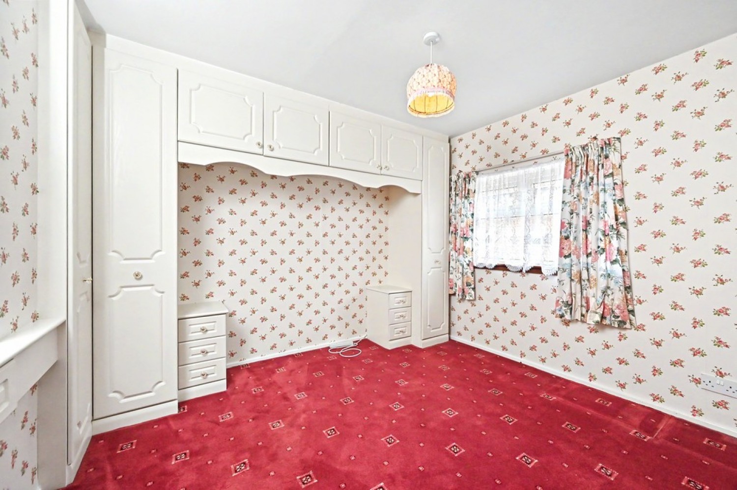 2 bedroom House for Sale Calvary Crescent, Bentilee, Stoke-on-Trent