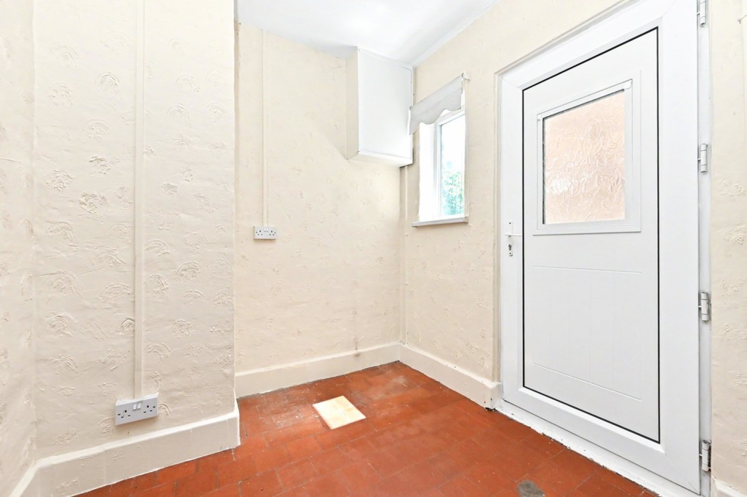2 bedroom House for Sale Calvary Crescent, Bentilee, Stoke-on-Trent