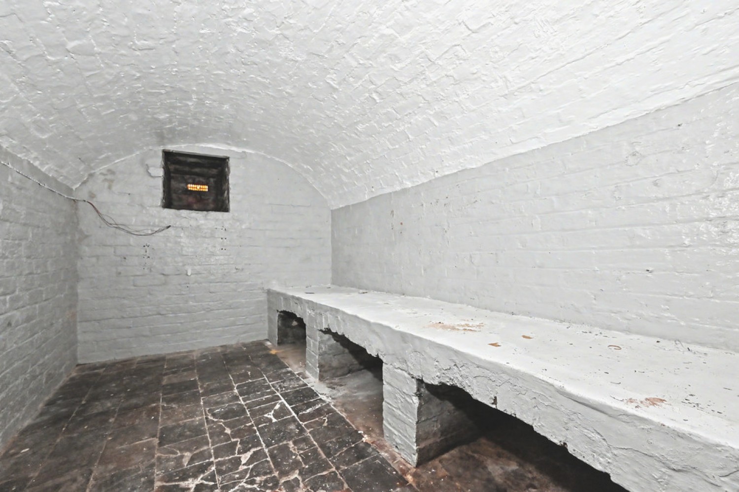2 bedroom House for Sale Riley Street North, Burslem, Stoke-on-Trent